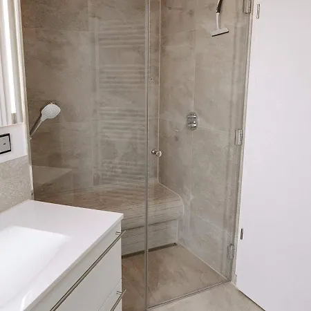 Moderne Mit Seesicht Wendtorf