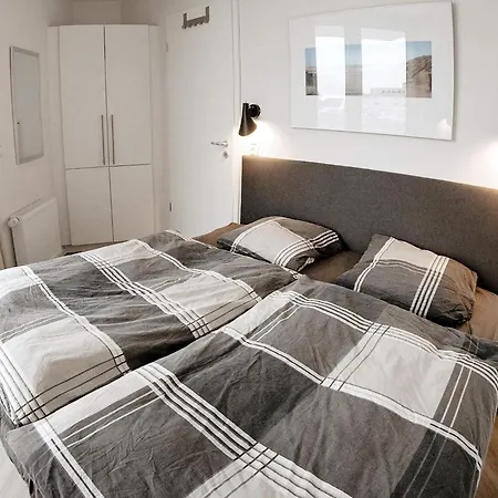 Moderne Mit Seesicht Апартаменты *